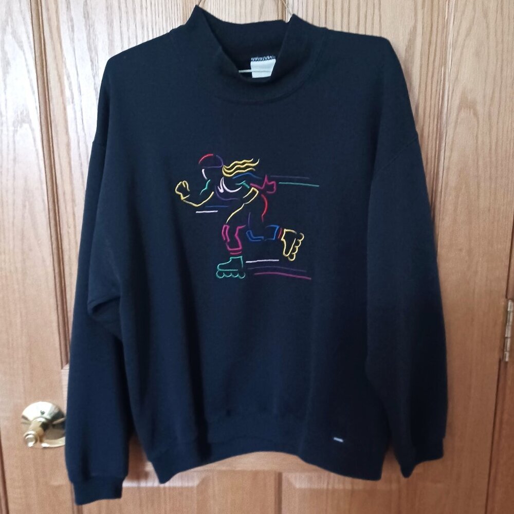 Womens M Black Swearshirt With Rollerblader Embroidery